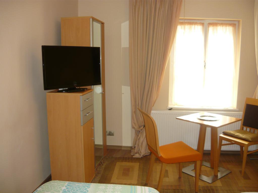 Mandula ház Hotel Veszprém Quarto foto